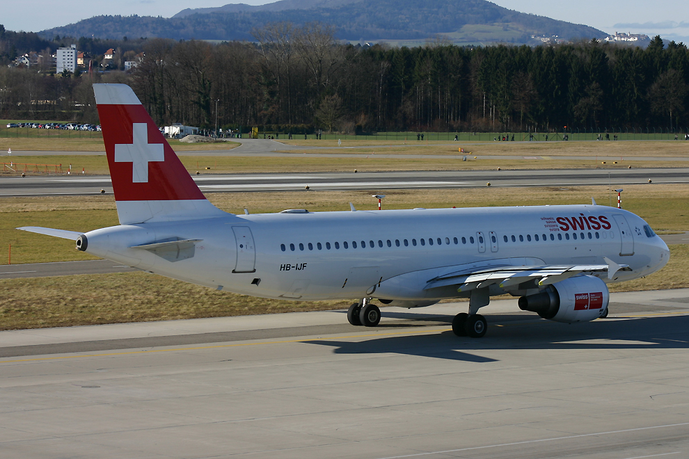 HB-IJF, Swiss, A320