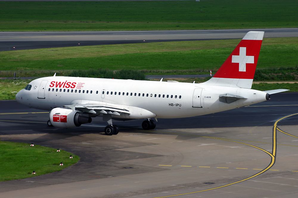 HB-IPU, Swiss, A319